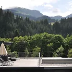 Mit Dachterrasse Апартаменты *